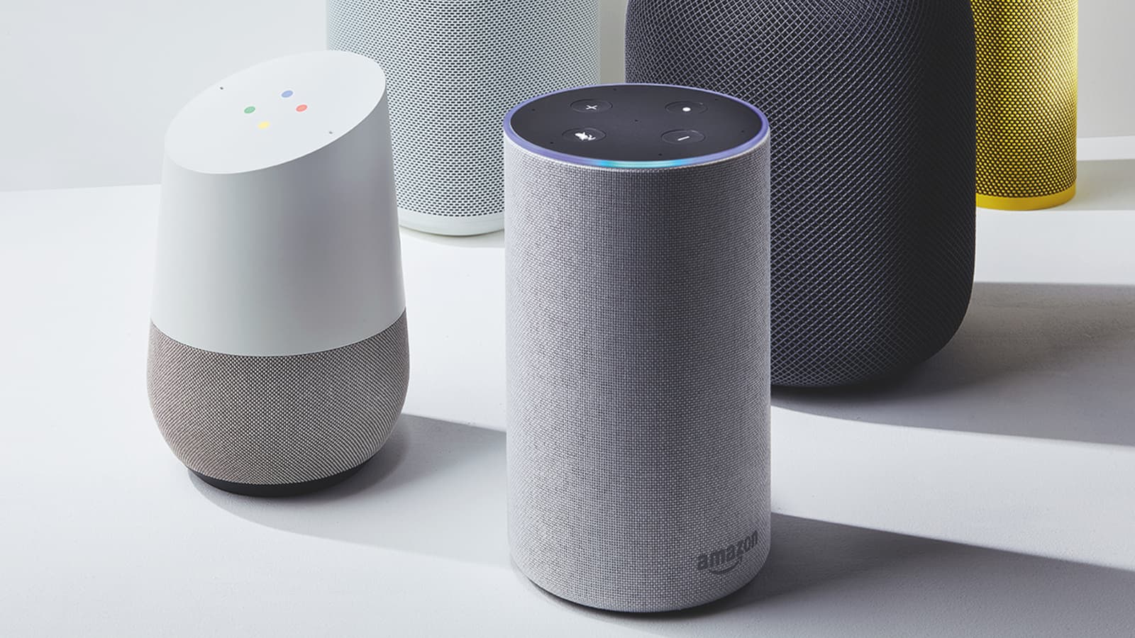 По подсчетам Strategy Analytics, продажи умных колонок за год выросли 8,2%