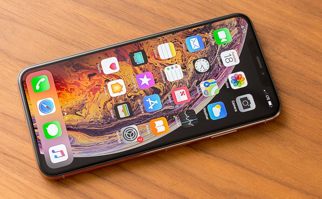 iPhone XS опережает по продажам iPhone X и iPhone 8, но уступает iPhone 7