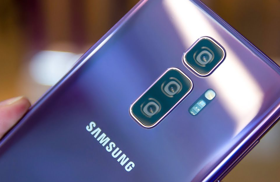 Samsung переходит в наступление: в 2019 году в Китае будет выпущено 14 новых моделей смартфонов Samsung переходит в наступление: в 2019 году в Китае будет выпущено 14 новых моделей смартфонов