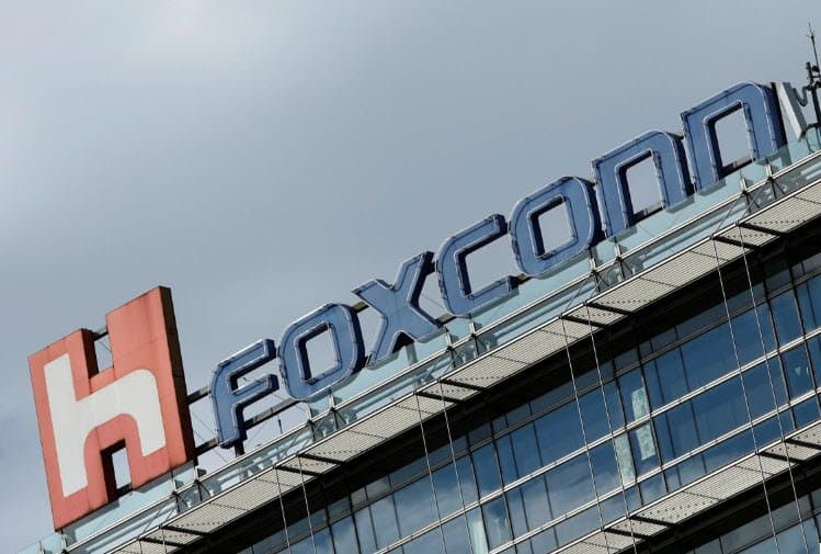 Foxconn отчиталась о рекордных продажах новым благодаря новым iPhone