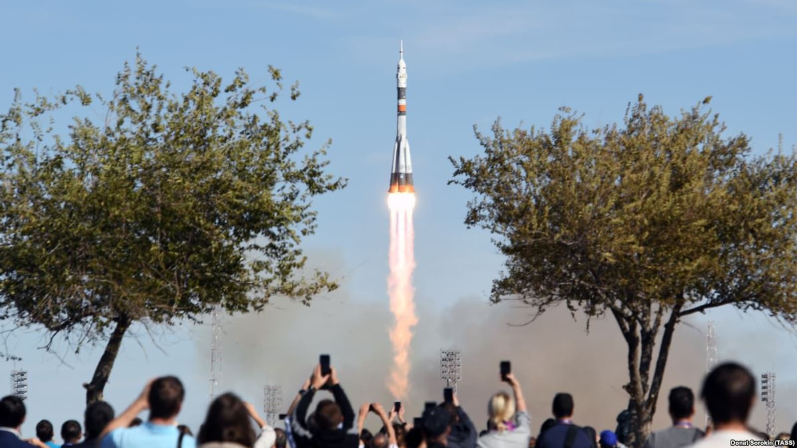 Из-за вчерашней аварии «Союза» экипаж МКС может задержаться на орбите на неопределённый срок