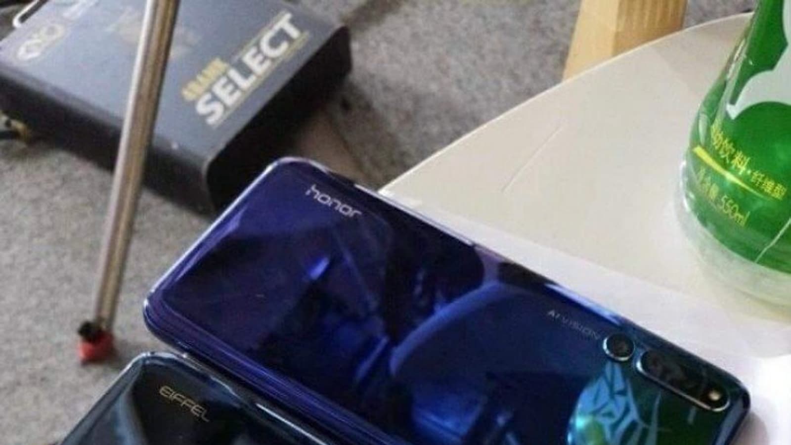 Количество тыльных камер у смартфона-слайдера Honor Magic 2 стабилизировалось на трёх