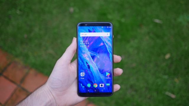 OnePlus 5 и 5T получили поддержку Project Treble только сейчас