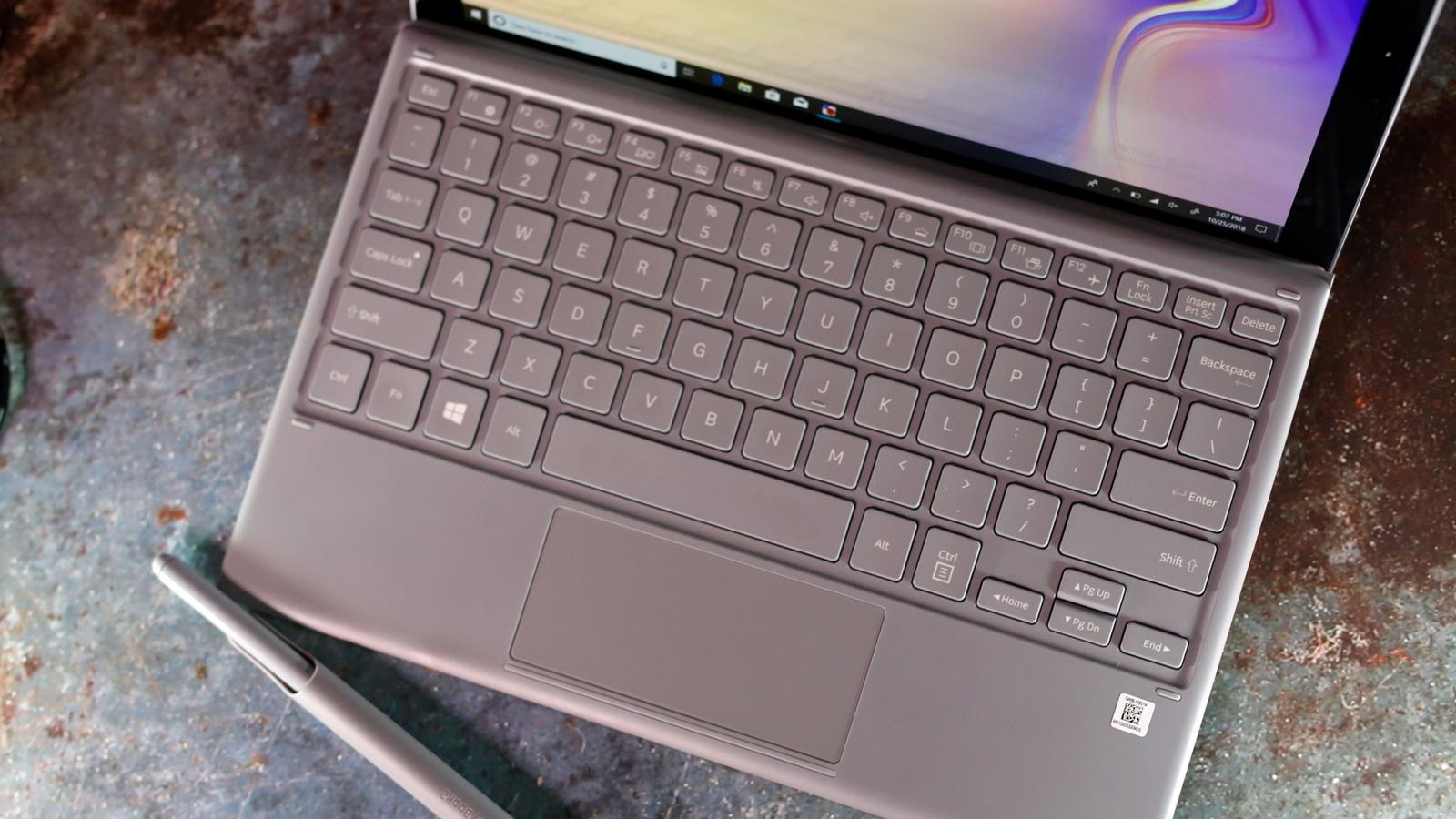 Тесты планшета Samsung Galaxy Book 2 показали, что производительности SoC Snapdragon 850 для Windows 10 также пока маловато Тесты планшета Samsung Galaxy Book 2 показали, что производительности SoC Snapdragon 850 для Windows 10 также пока маловато