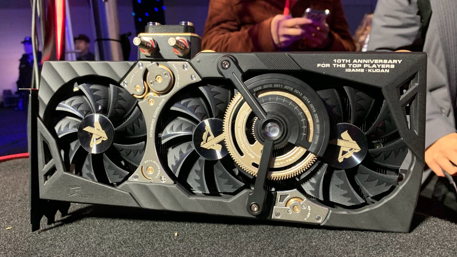 Colorful RTX 2080 Ti Kudan: видеокарта с оформлением под стимпанк, тремя разъёмами питания и просто гигантскими размерами