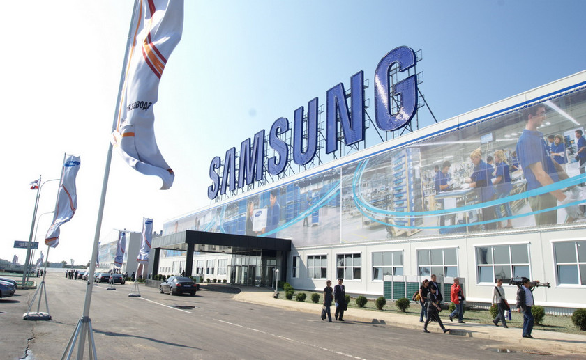 Samsung закрыла завод, на котором работали 2600 человек Samsung закрыла завод, на котором работали 2600 человек