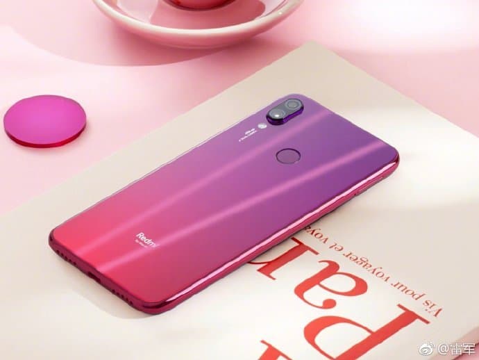 Глава Xiaomi опубликовал живые фото смартфона Redmi X, оснащенного 48-мегапиксельной камерой Глава Xiaomi опубликовал живые фото смартфона Redmi X, оснащенного 48-мегапиксельной камерой