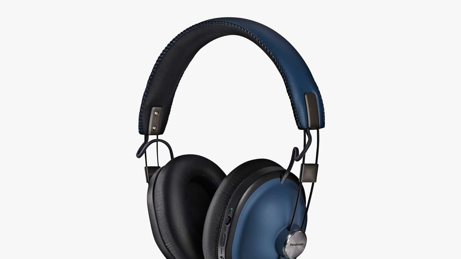 Наушники Panasonic HTX90N оценят любители «современного ретро»