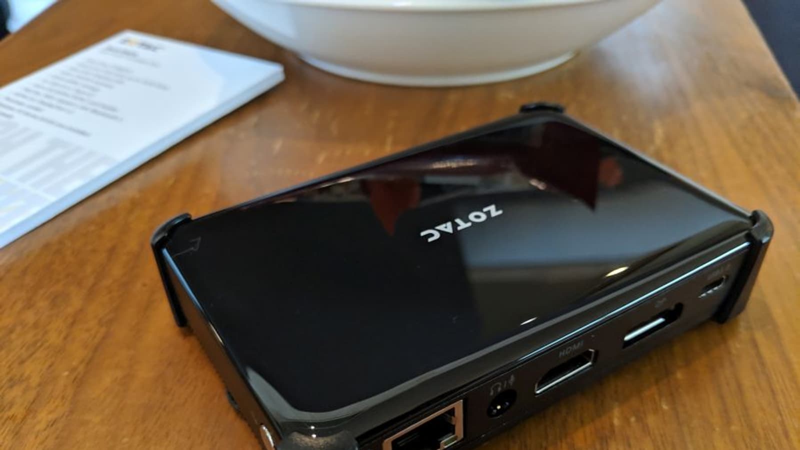 Крошечный мини-ПК Zotac Zbox Pico PI470 получил несколько неожиданную платформу