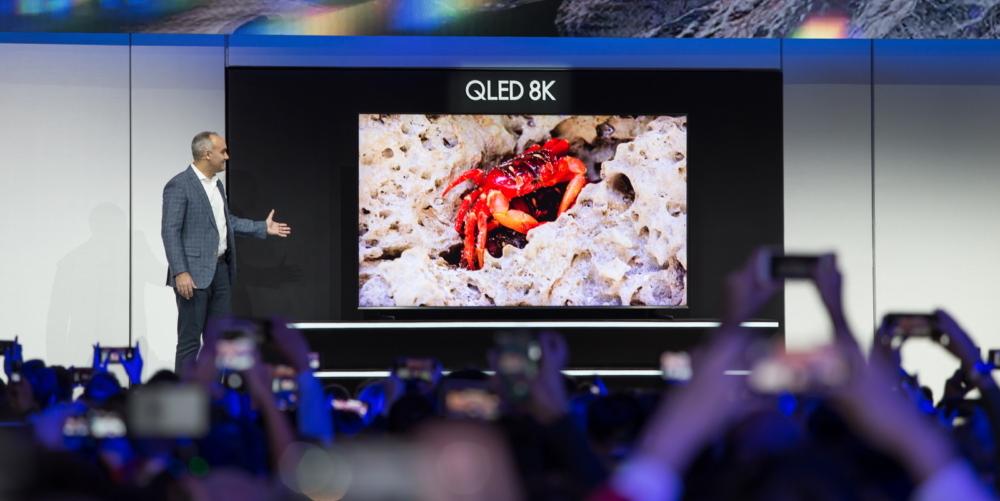 Samsung представила самый большой телевизор QLED с разрешением 8K Samsung представила самый большой телевизор QLED с разрешением 8K