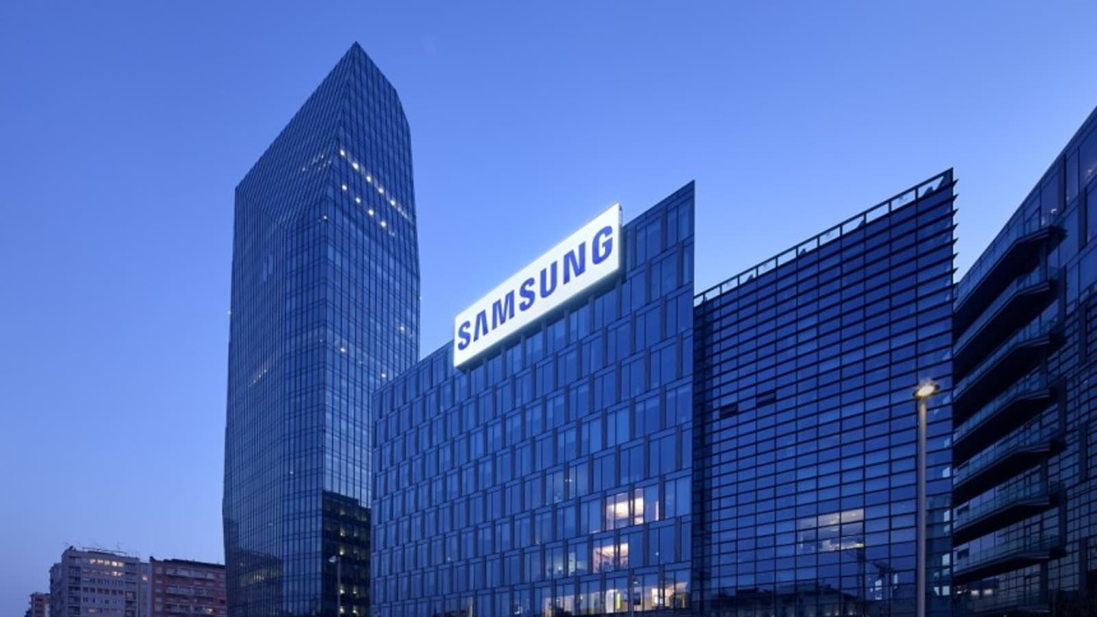 Samsung Display называют поставщиком дисплеев OLED для смартфонов Apple iPhone 12