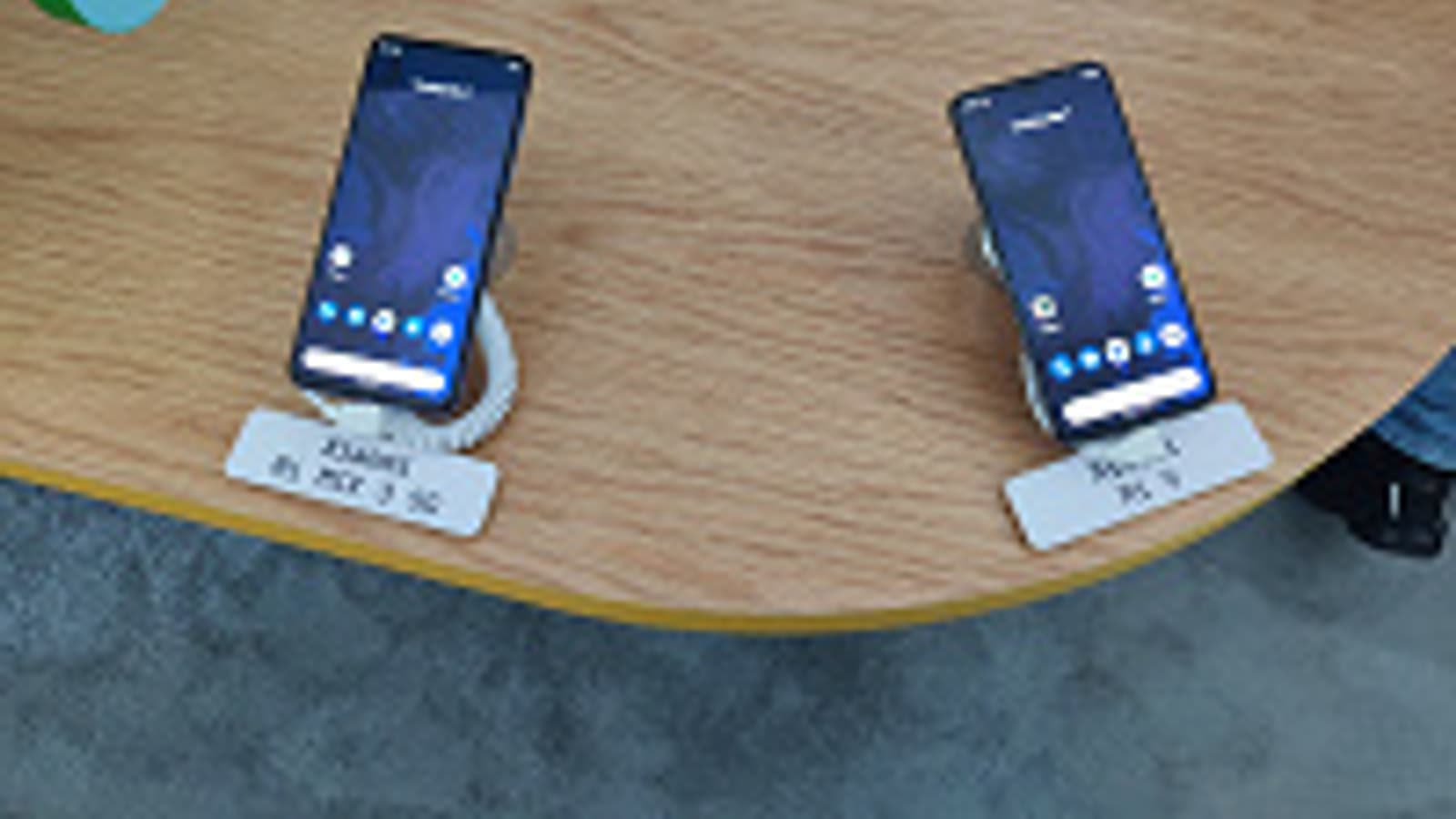 Реальная скорость Huawei Mate X в сети 5G