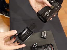 Фотогалерея дня: на новых снимках видны даже потаенные уголки камеры Pentax K-3 III