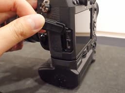 Фотогалерея дня: на новых снимках видны даже потаенные уголки камеры Pentax K-3 III