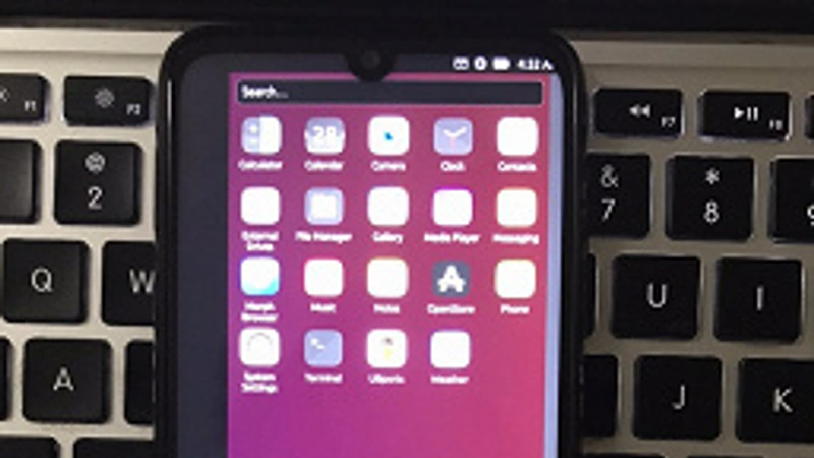 Посмотрите на Redmi Note 7 с Ubuntu Touch