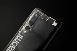 Прозрачный Xiaomi Mi 10 Explorer Edition вживую выглядит действительно впечатляюще