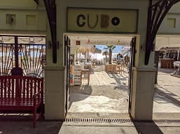 Эталонный «андроидфон», «лучший Samsung 2020 года» и возрождённый «убийца флагманов». Pixel 5, Samsung Galaxy S20 FE и OnePlus 8T в битве камер