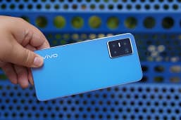 Видео дня: фотохромная крышка Vivo S10 меняет рисунок под солнечными лучами Видео дня: фотохромная крышка Vivo S10 меняет рисунок под солнечными лучами