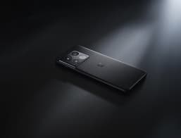 OnePlus 10 Pro получил аккумулятор емкостью 5000 мА·ч. Новинка позирует на видео вживую