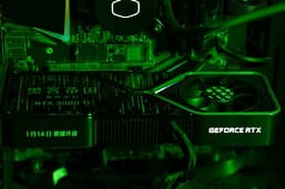 Nvidia представила специальную версию GeForce RTX 3080 Ti «Матрица: Воскрешение». Она кому-то достанется бесплатно
