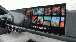 449 л.с., пробег 1315 км на полном баке, разгон до 100 км/ч за 5,3 с, 2 кВт звука, 6 мест и 5,2 метра дины. В Китае представлен кроссовер Li Auto L9, и он уже вызвал небывалый ажиотаж