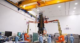 Airbus собрала первый в мире спутник с радаром P-диапазона. Он будет производить «компьютерную томографию леса»