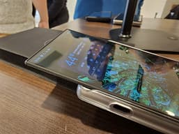 Легендарные слайдеры Motorola RIZR возвращаются? На MWC 2023 показали новый концептуальный RIZR с выдвижным экраном