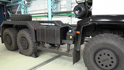 Гражданский тягач 6x6 БАЗ-S36A11 крупным планом. Подробности и фото отечественного грузовика, который будут выпускать вместо Toyota Camry и RAV4