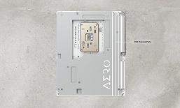 Gigabyte X870E AERO X3D WOOD – нестандартный внешний вид