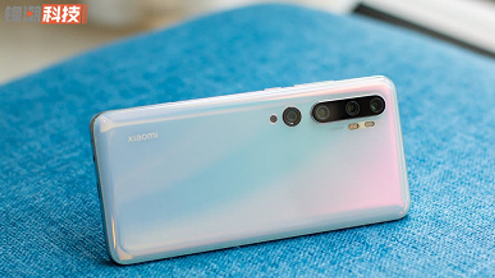 Удививший всех народный камерофон Xiaomi Mi CC9 Pro позирует во всех цветах сразу после анонса