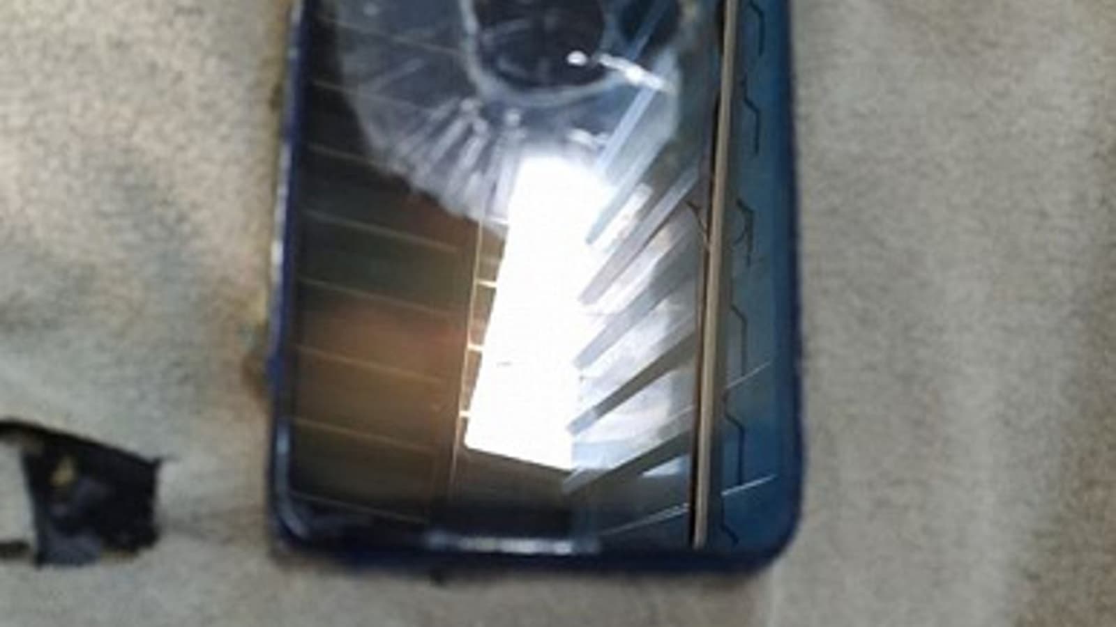 Сверхпопулярный Redmi Note 7S воспламенился и сгорел, ответ Xiaomi смехотворен