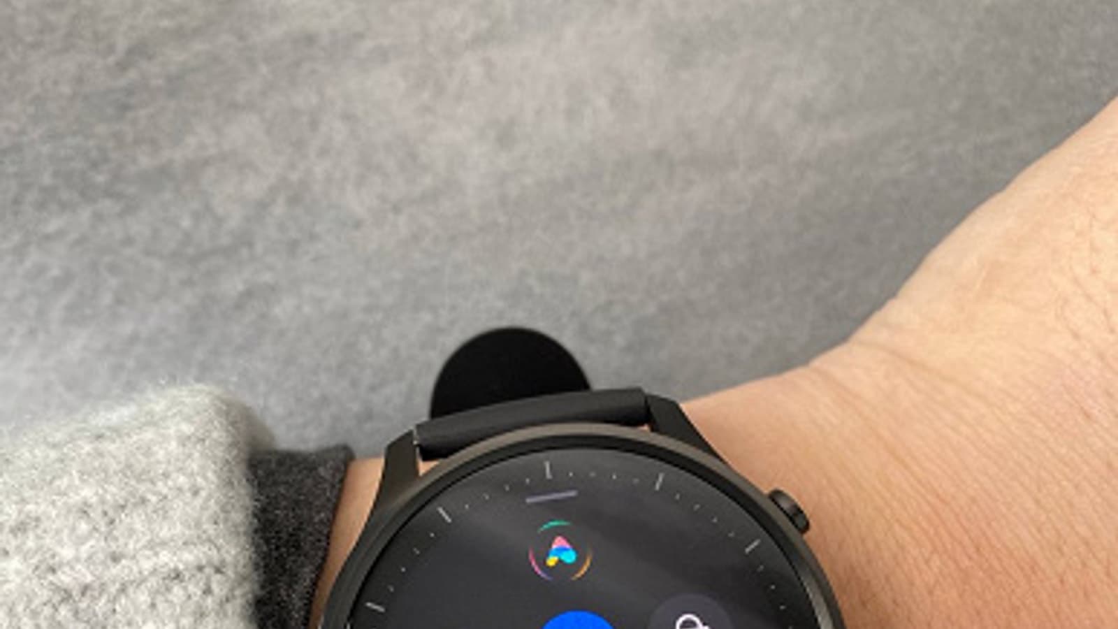 Xiaomi Watch Color и доступные циферблаты засветились прямо перед началом продаж