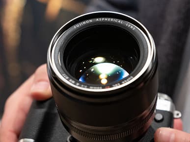 Компания Fujifilm показала объектив XF 50mm F1.0 и два светосильных объектива системы GFX