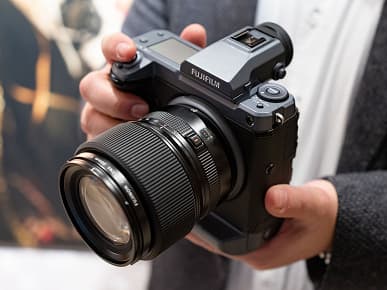 Компания Fujifilm показала объектив XF 50mm F1.0 и два светосильных объектива системы GFX