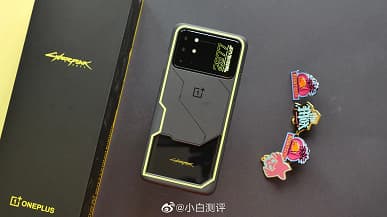 Живые фото и комплект поставки OnePlus 8T Cyberpunk 2077 Limited Edition 