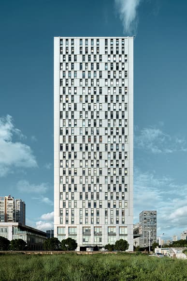 Представлен объектив Laowa 15mm f/4.5 Zero-D Shift — самый широкоугольный объектив с функцией сдвига