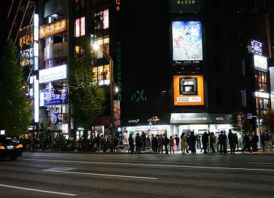 А за процессорами Intel кто-нибудь выстраивается в очередь? В Японии люди часами ждали на улице старта продаж Ryzen 5000