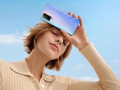 Лучший камерофон Vivo во всех цветах на качественных официальных фотографиях