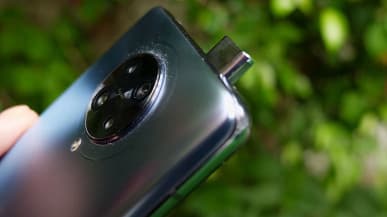 Новый флагман Poco F2 Pro на реальных фото со всех сторон