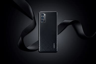 Три огромные камеры в смартфоне. Живые фото Oppo Reno4