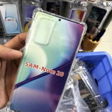 Фотографии позволяют оценить габариты Samsung Galaxy Note20 и Note20 Plus Фотографии позволяют оценить габариты Samsung Galaxy Note20 и Note20 Plus