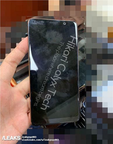 Опубликованы фотографии прототипа пятикамерного смартфона Nokia 9 Pureview