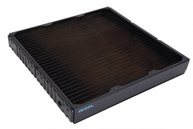 На радиаторах Alphacool NexXxoS XT45 Full Copper 1260mm SuperNova и NexXxoS XT45 Full Copper 1080mm Nova помещается по девять вентиляторов