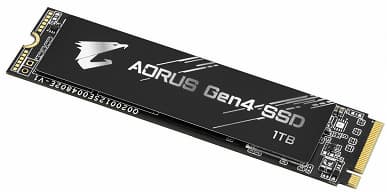 Твердотельные накопители Gigabyte Aorus Gen4 предложены объемом 500 ГБ, 1 ТБ и 2 ТБ