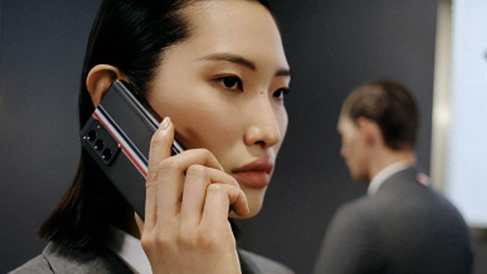 Флагманский смартфон Samsung за $3000 на атмосферных рендерах