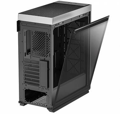 Передняя и верхняя панели корпуса DeepCool CL500 изготовлены из сетки
