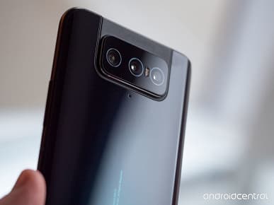 90-герцевые экраны без всяких вырезов, стереодинамики и топовые платформы Qualcomm. Представлены флагманы Asus ZenFone 7 и 7 Pro