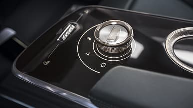 Мощный конкурент Tesla Model X. Представлен люксовый электрический внедорожник Cadillac Lyric