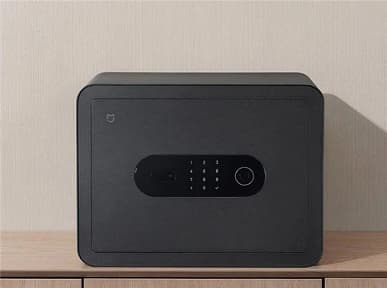 Эта недорогая новинка Xiaomi позволит сохранить ваши деньги и ценности в безопасности. Сейф Mijia Smart Safe Deposit Box стоит 95 долларов