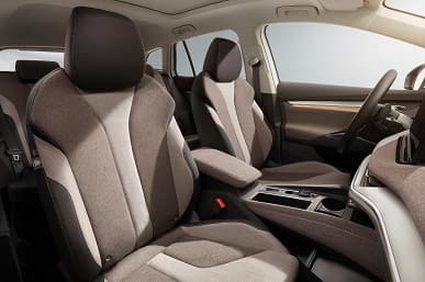 Запас хода 510 км и разгон до 100 км/ч за 6,2 с. Представлен электрический кроссовер ?koda Enyaq iV